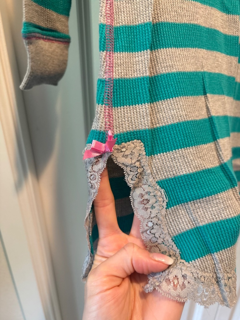 Loungewear - Picture 3 of 4